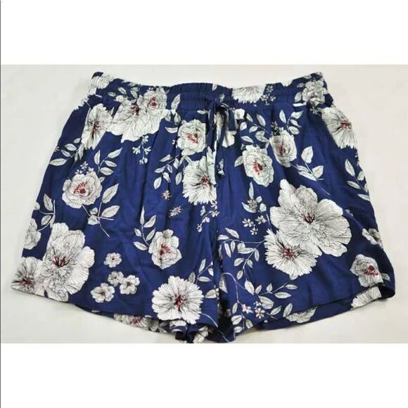 ✨ c wonder nouveau floral shorts✨ - Picture 2 of 6